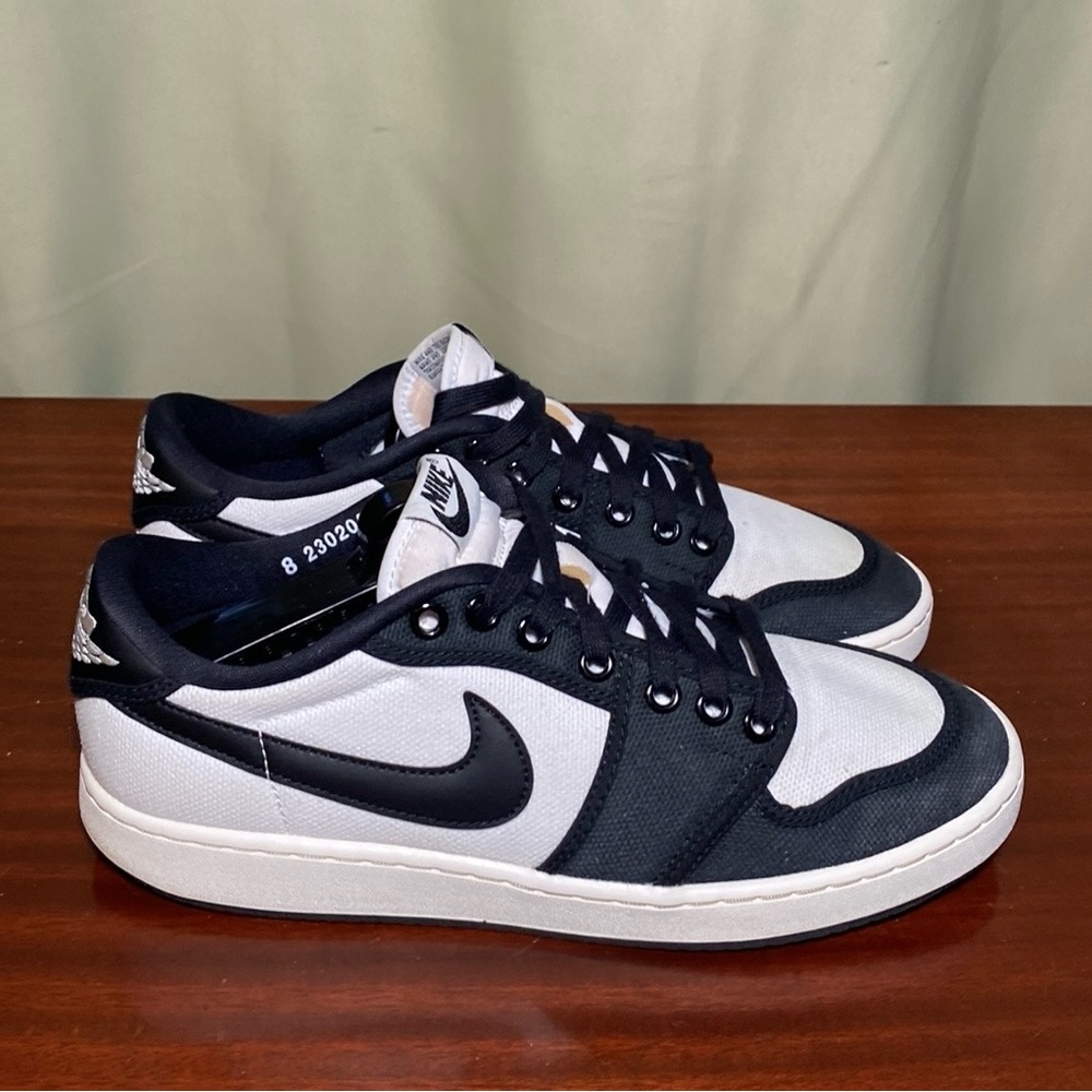 Nike Air Jordan 1 Retro Ajko Low White Black Sail Panda size 8 /EU 41